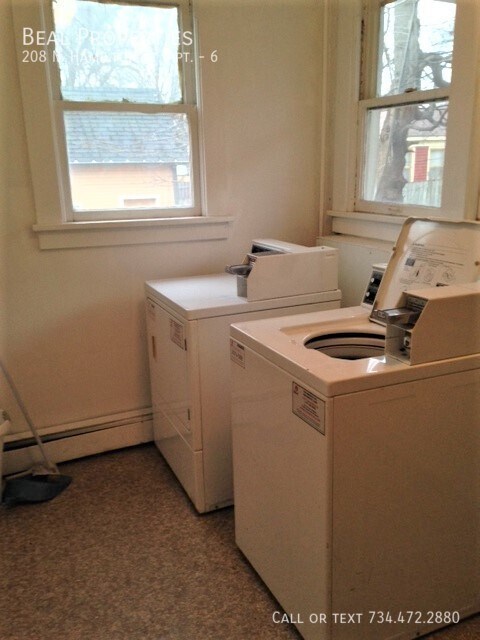 Foto del edificio - 208 N Hamilton St