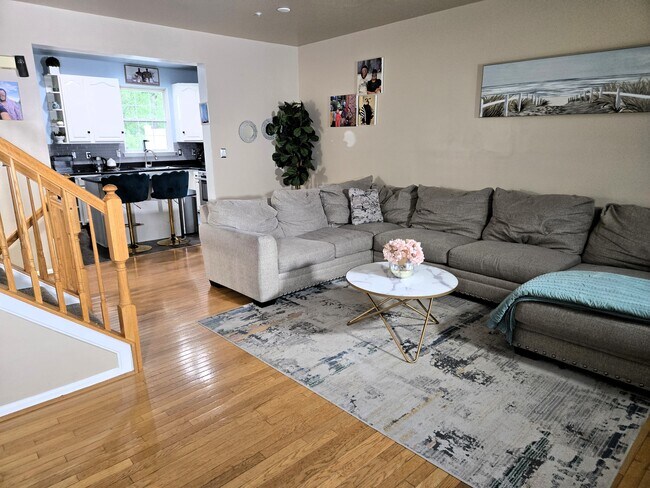 Foto del edificio - 7832 Canter Ct