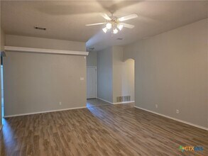 Building Photo - 3901 Mustang Dr