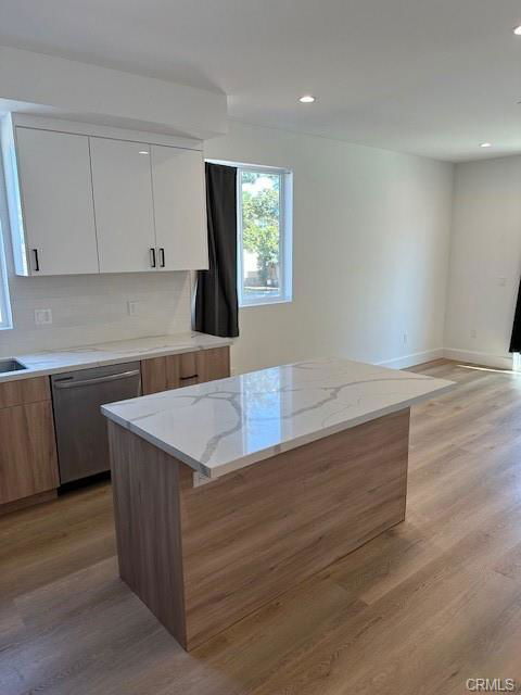 Foto del edificio - 14247 Sylvan St
