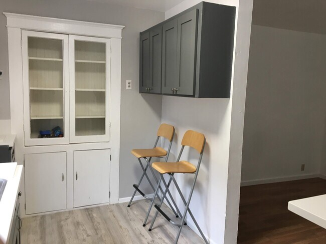 Fotografía del edificio - 4118 Mercury Ave