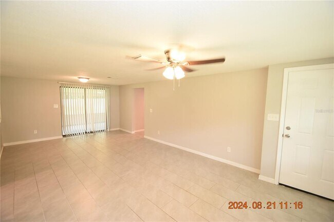Foto del edificio - 39147 Bay Ave