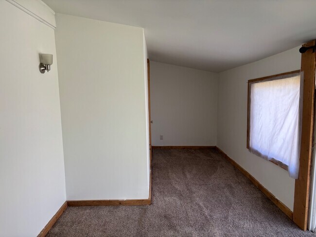 Foto del edificio - 631 Lehigh Ln