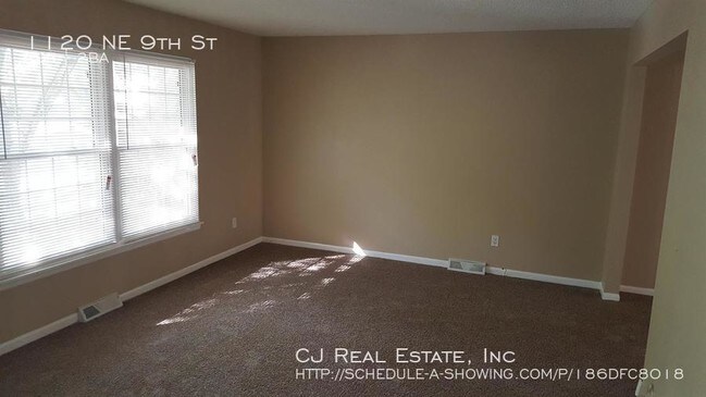 Foto del edificio - 1120 NE 9th St