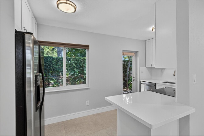 Foto del edificio - 301 NE 15th St