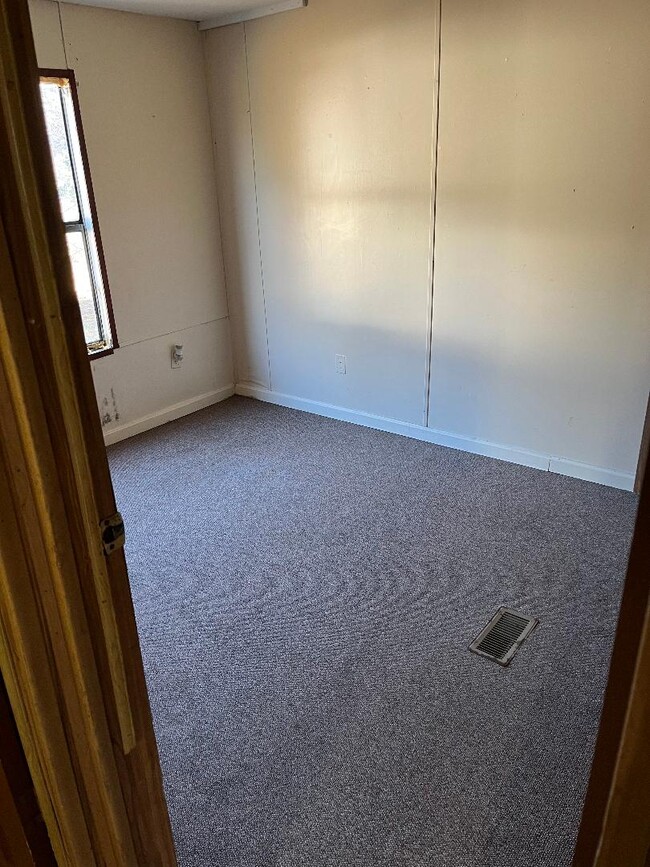 Foto del edificio - 4635 Willow Ct