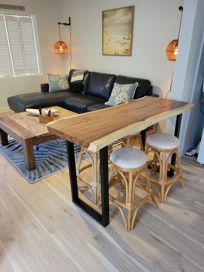 Foto del edificio - Oakwood Unit B
