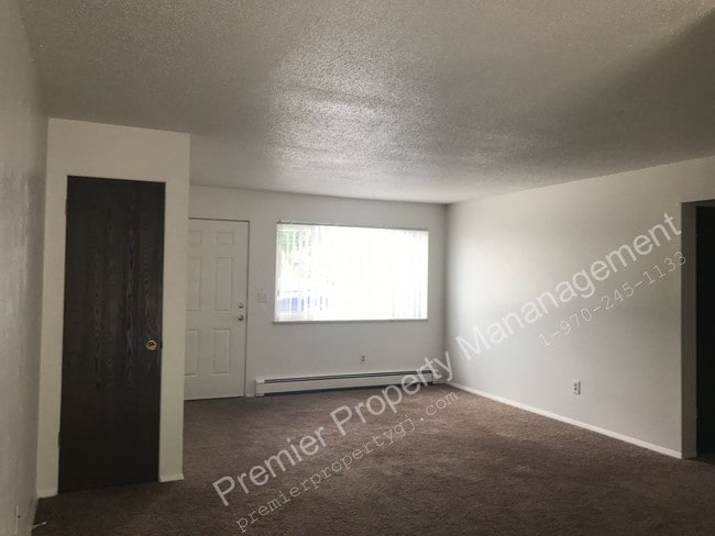 Building Photo - Cedar Circle Apts
