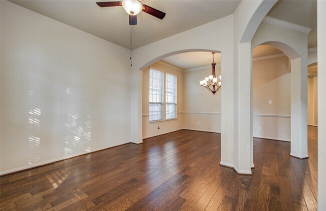 Foto del edificio - 8215 Laughing Falcon Trail