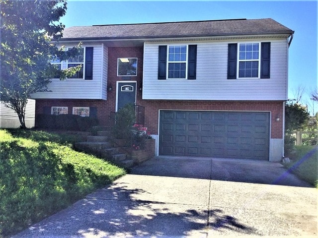 Foto principal - 1030 Shadowridge Dr