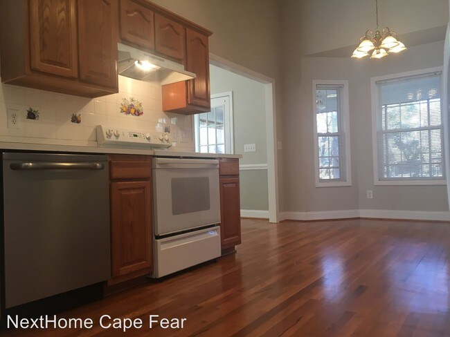 Foto del edificio - 5229 Woods Edge Rd