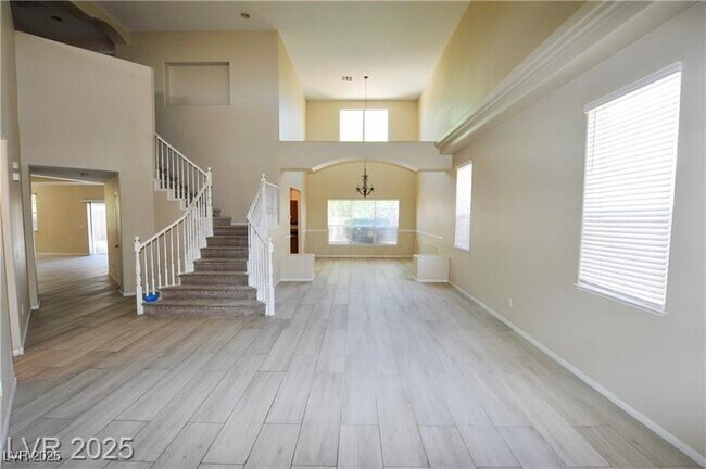 Foto del edificio - 5808 Amber Station Ave