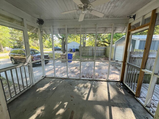 Foto del edificio - 2 Bedroom 2 Bath House on James Island - Charleston