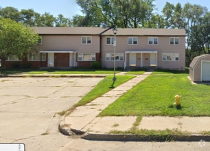 Building Photo - 1600 26th St