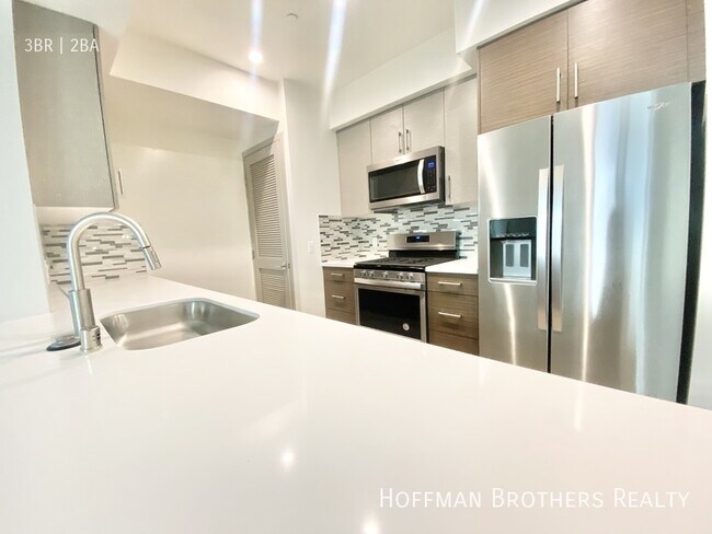 Foto del edificio - 4849 Oakwood Ave