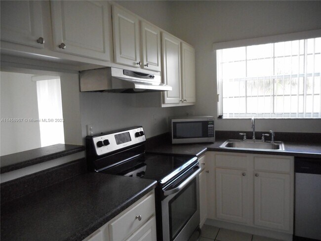 Foto del edificio - 1791 NW 96th Terrace