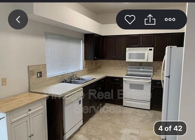 Foto del edificio - 13009 Carlington Ln