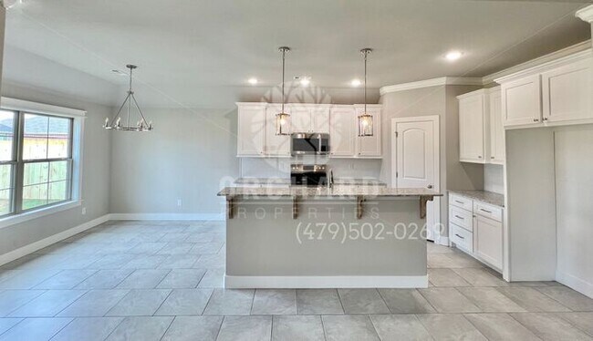Building Photo - Tontitown- Single-Family Home- 4 Bedroom H...