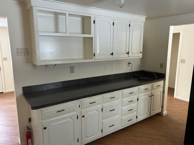 Foto del edificio - 109 Brylin Dr