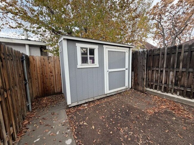 Foto del edificio - 339 Stewart St