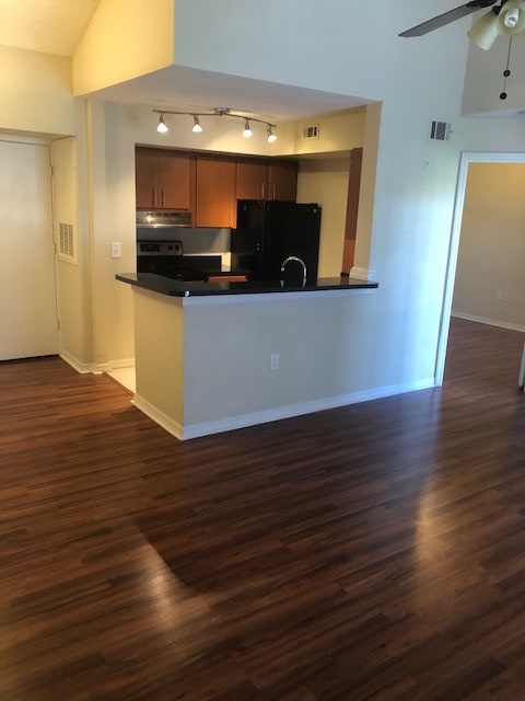 Building Photo - 425 Fountainhead Cir