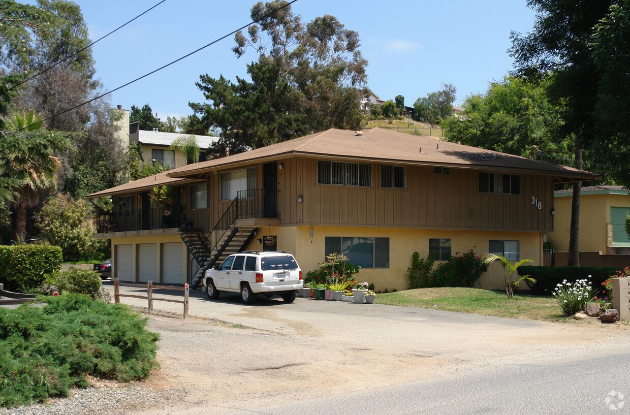 Primary Photo - 318 Avalon Dr
