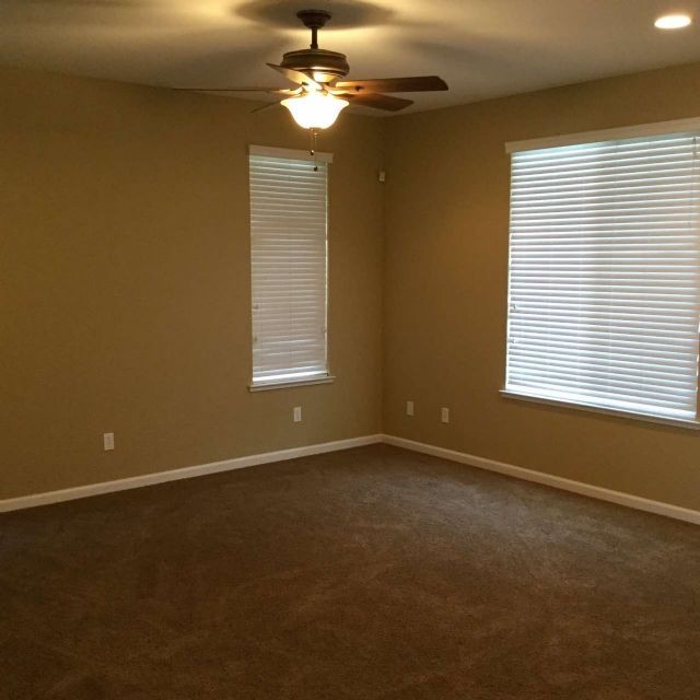 Building Photo - House For Rent in Oakdale