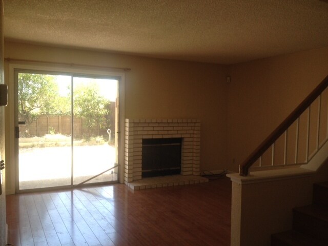 Foto del edificio - 3516 Baywood Cir