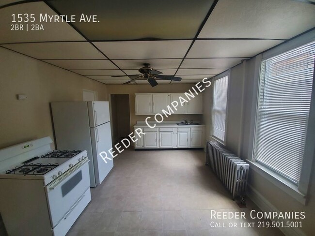 Building Photo - 2 Bedroom , 2 BATH with many utilities inc...