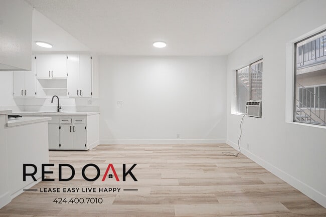 Building Photo - 230 N Grand Ave