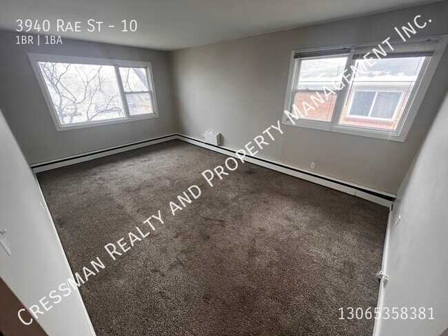 Photo du bâtiment - 1 Bed, 1 Bath APARTMENT located in South Regina FIRST MONTH RENT FREE
