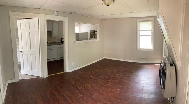 Building Photo - 48 Dart St