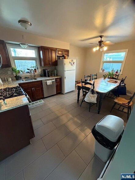 Photo - 106 Rochelle Pkwy House