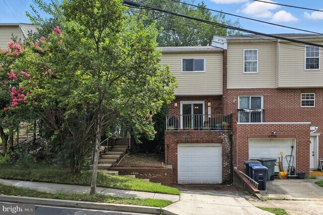 Foto del edificio - 4717 6th St NE