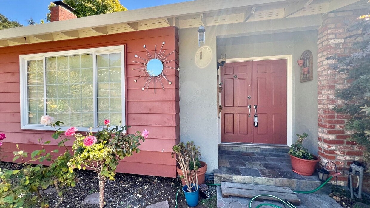 Foto principal - Gorgeous house - Huge Backyard with Bonus ...