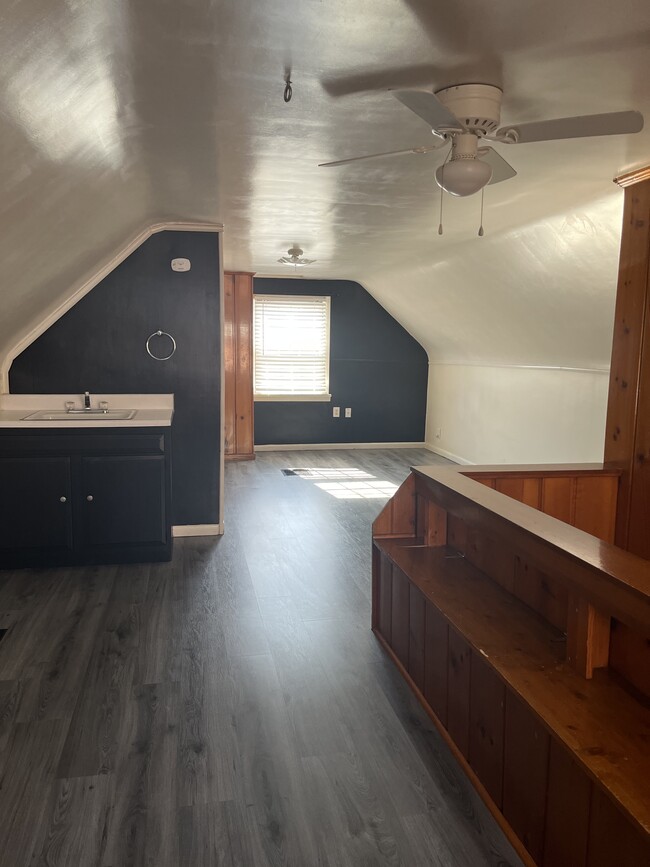 Foto del edificio - 406 Vince Ave NW