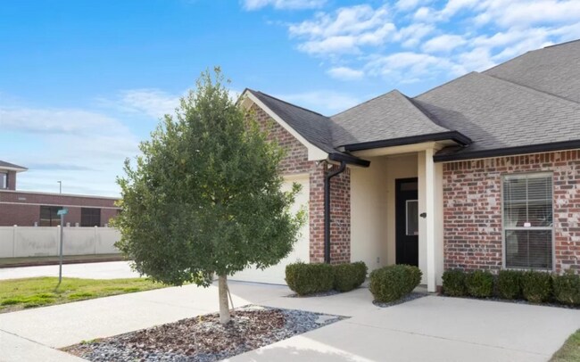 Foto del edificio - 14239 Woodchase Ct