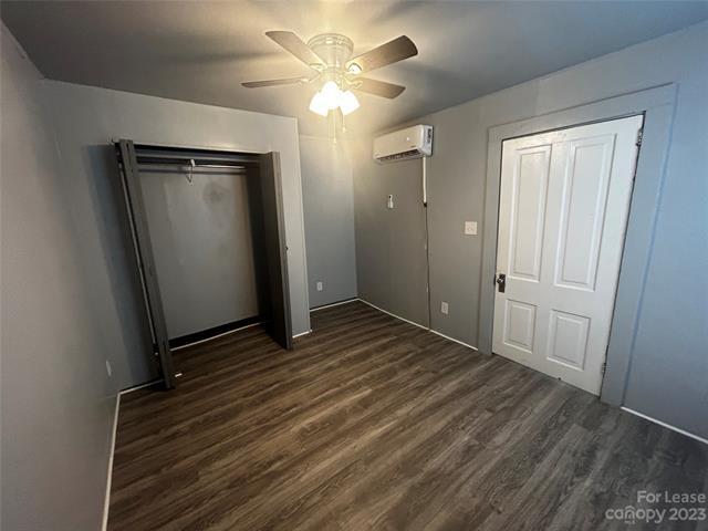 Foto del edificio - 517 Sylvia St