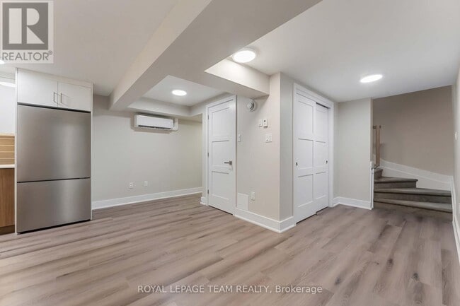 Building Photo - 1 - 342 FIFTH AVENUE