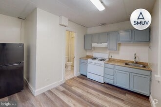 Building Photo - 929 N Calvert St