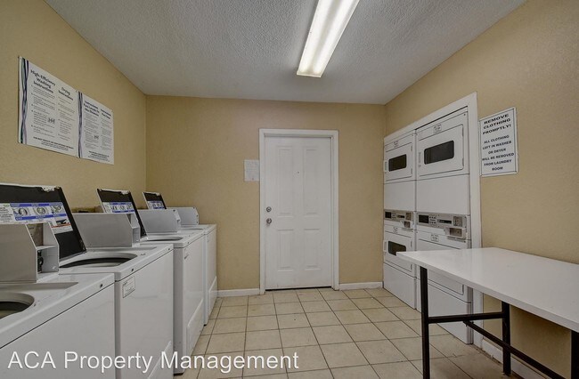 Foto del edificio - 2 br, 1 bath Apartment - 400 Linda Drive
