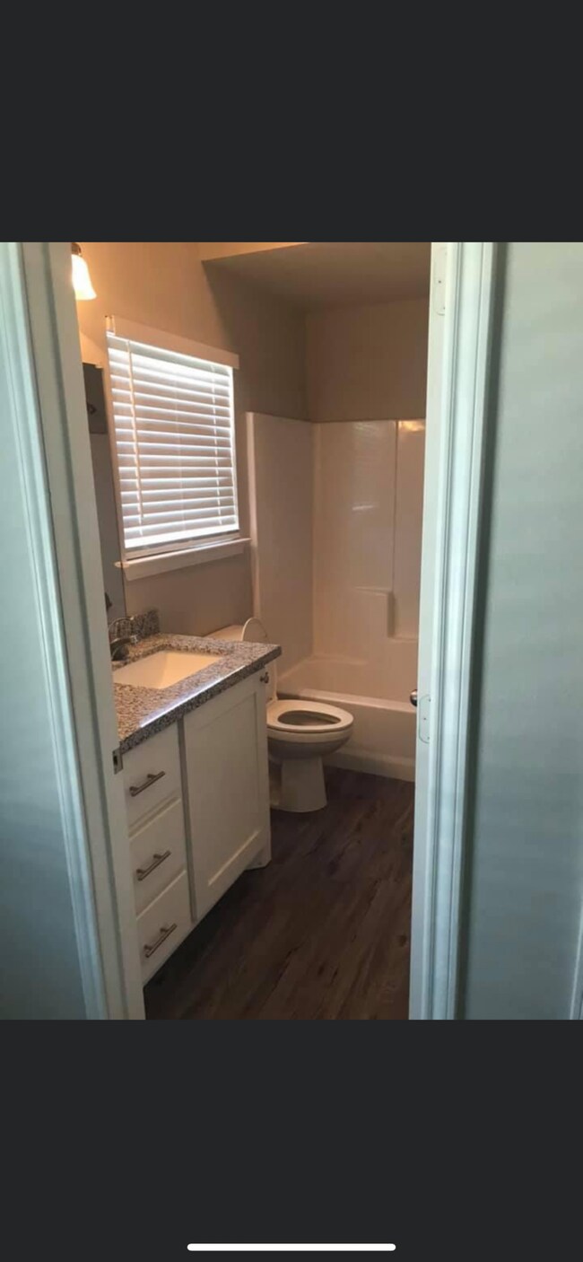 Foto del edificio - 3404 25th St