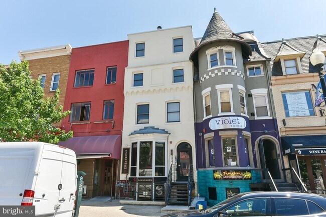 Foto del edificio - 2441 18th St NW