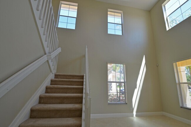 Building Photo - 379 Belle Grove Ln