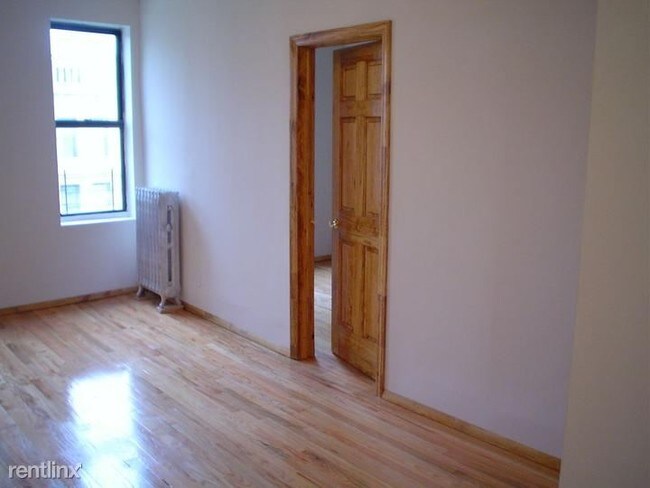 Building Photo - 512 W 171st St