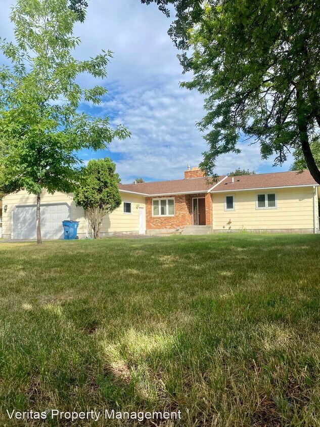 5 br, 4 bath House 514 SW Higgins Ave. House Rental in Missoula, MT