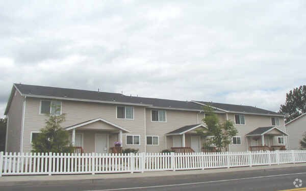 Foto del edificio - 3001-3029 S Troutdale Rd