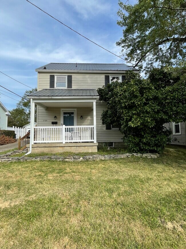 Foto del edificio - 2524 Oakwood Ave