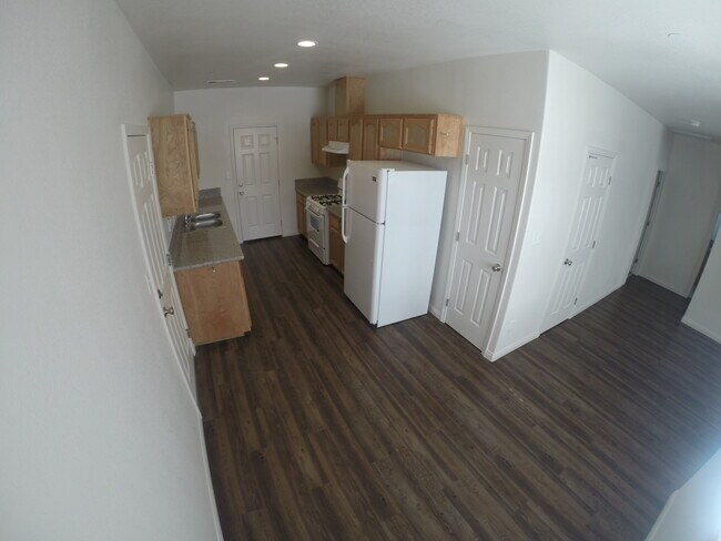 1.1B Kitchen - 3209 Alhambra Meadow Ct