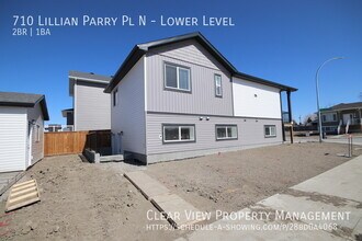 Building Photo - 710 Lillian Parry Place N